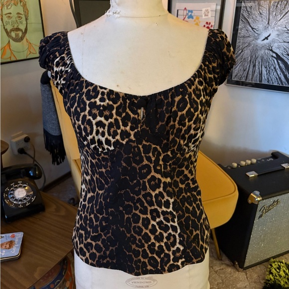 Hell Bunny Tops - Hell Bunny Leopard Print Peasant Top